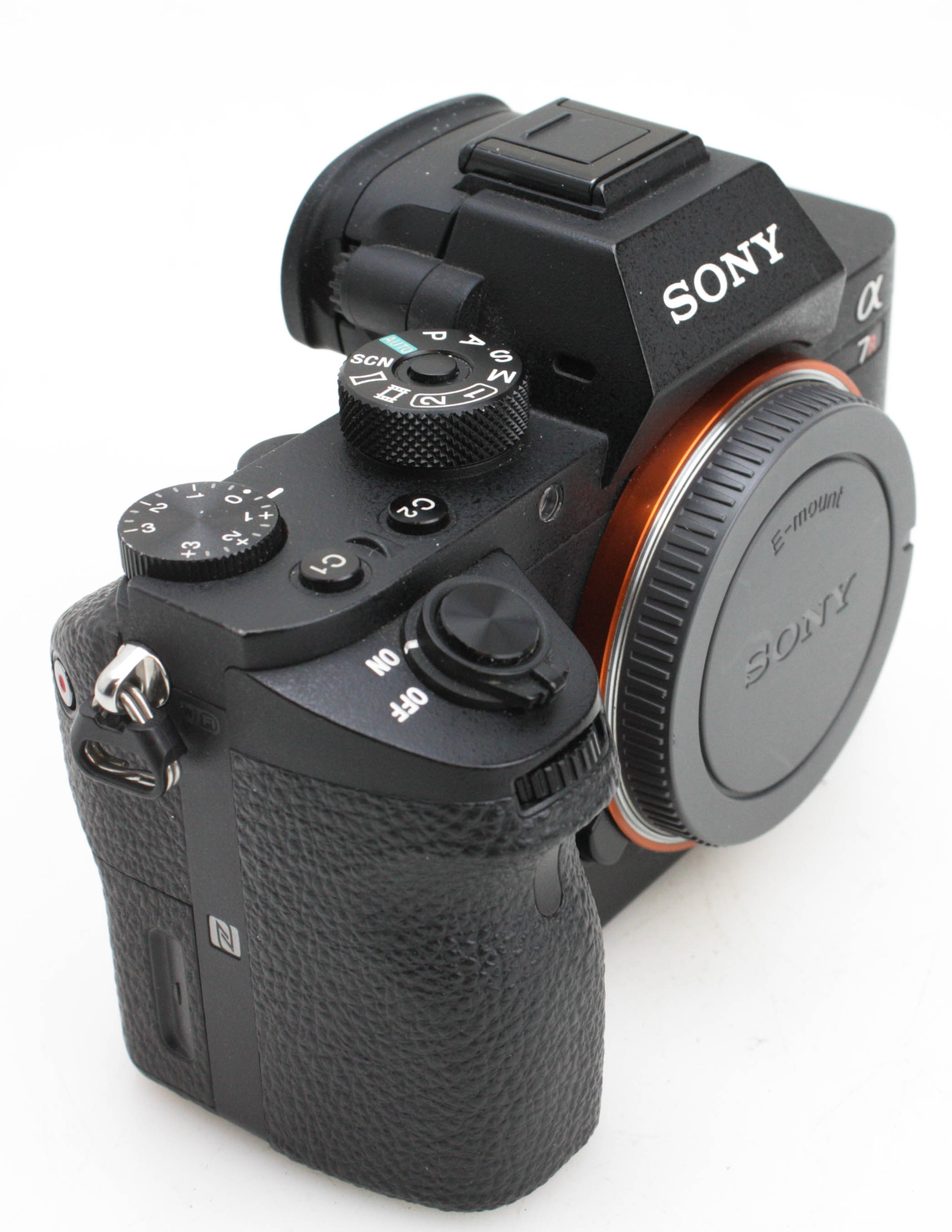 Sony Alpha A7 R Mark II 42.4 MP Full Frame Mirrorless System Camera body - Image 3