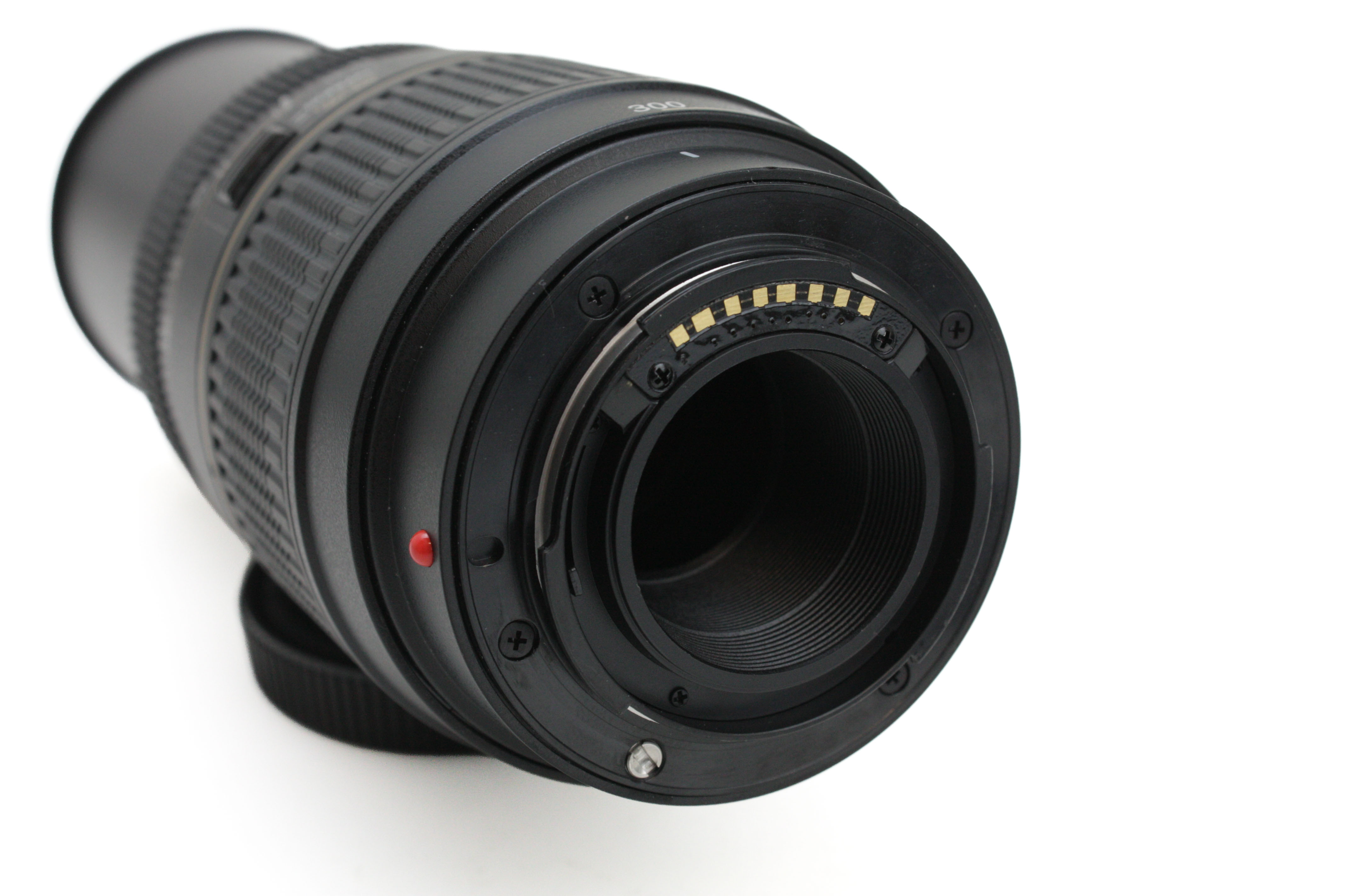 Tamron AF 70-300mm f/4-5.6 DI LD Tele Zoom Lens for Sony / Minolta AF Mount - Image 5