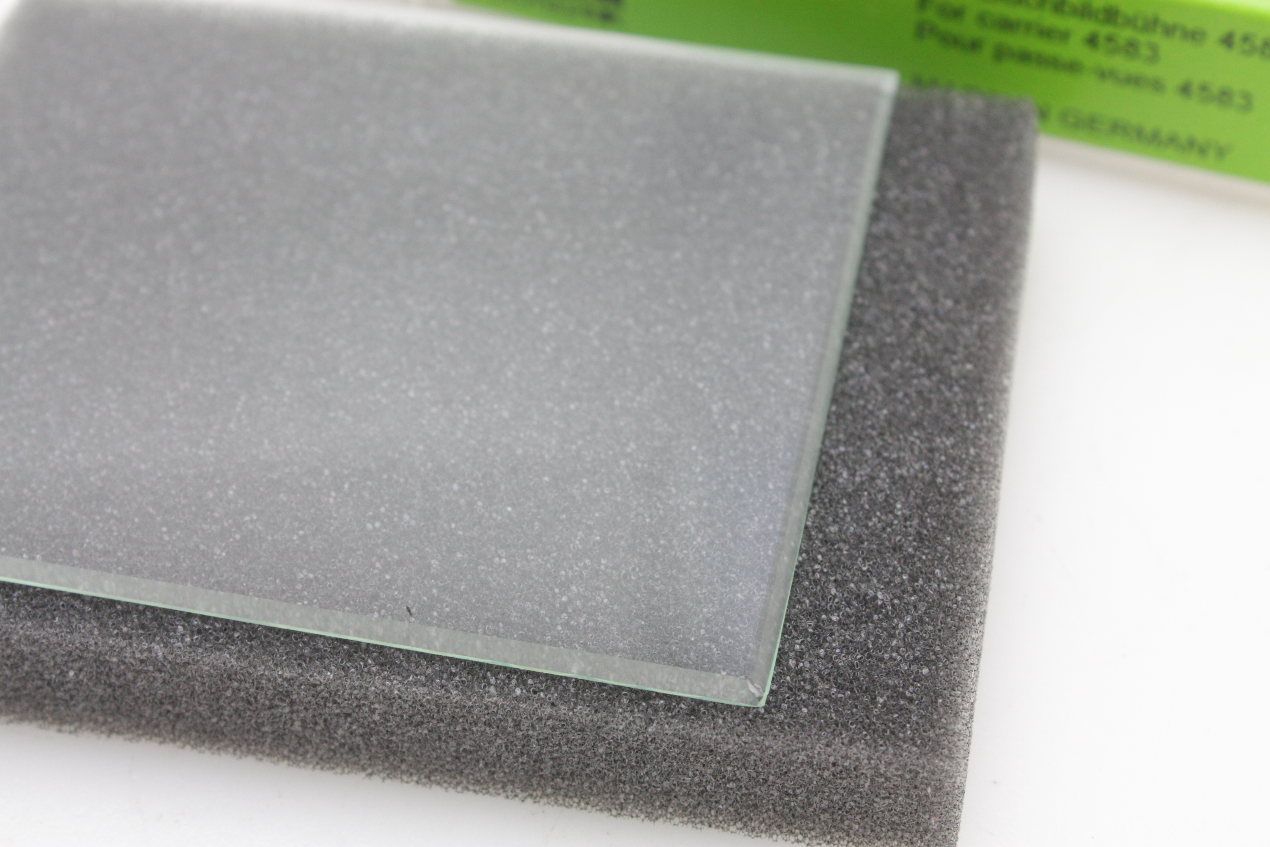 Kaiser 6x45 Mask & AN Glass, for Enlarger Negative Carrier / Holder - Image 3
