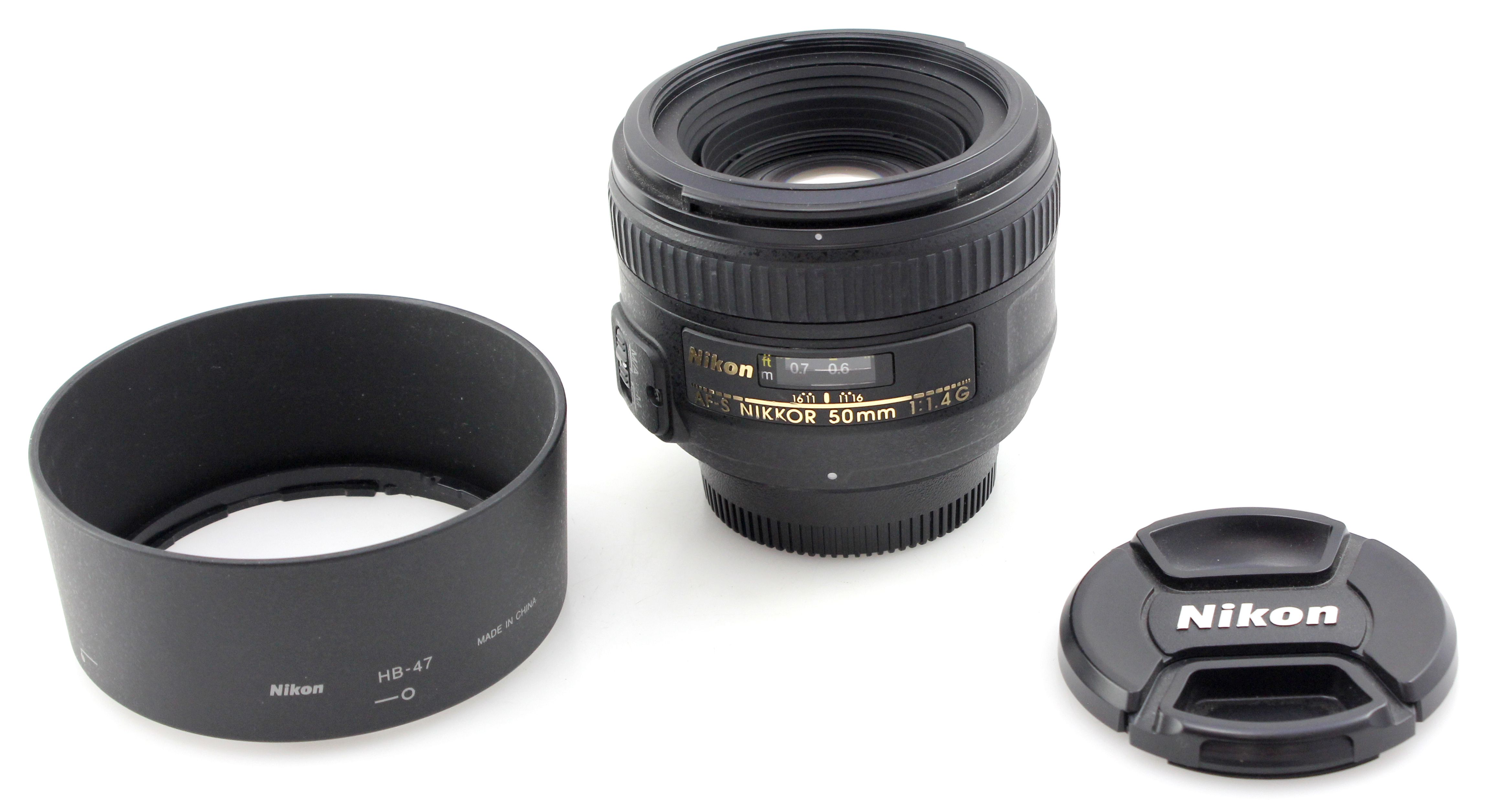 Nikon AF-S Nikkor 50mm f1.4 G Fast Prime AF Lens w/ Hood for Nikon DSLR Cameras
