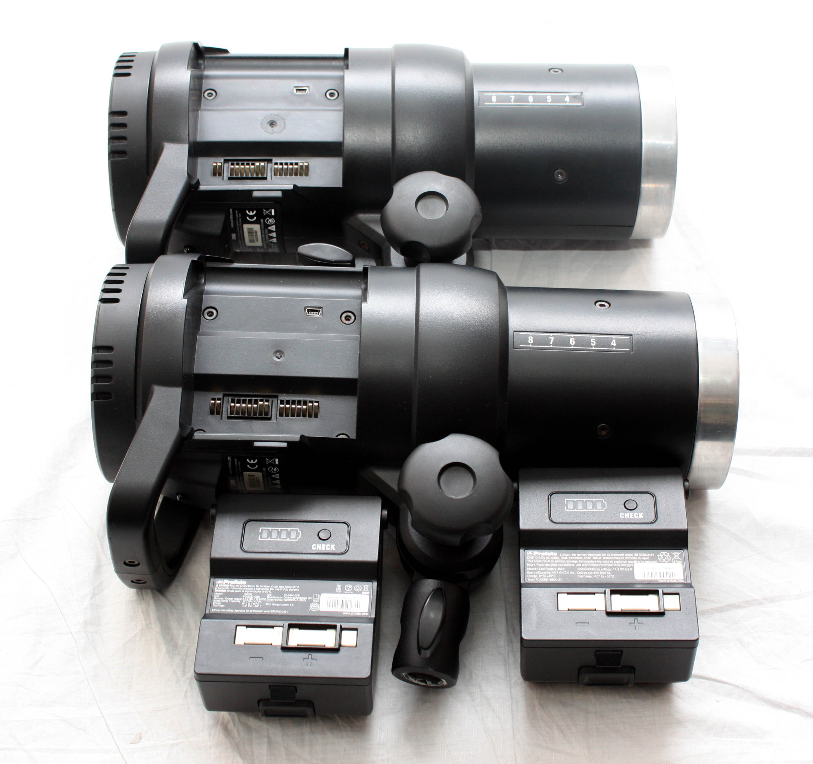 Profoto B1 500 AirTTL Location Set - 2x Heads, Charger, Batteries, Cases - Image 7