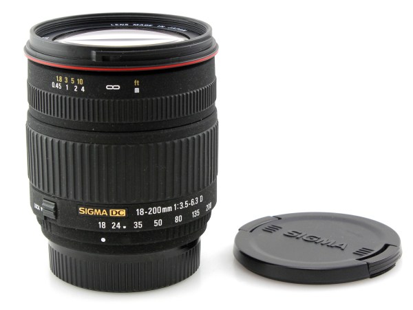 Sigma 18-200mm f/3.5-6.3 II DC OS Zoom Lens for Nikon Crop DX DSLR cameras