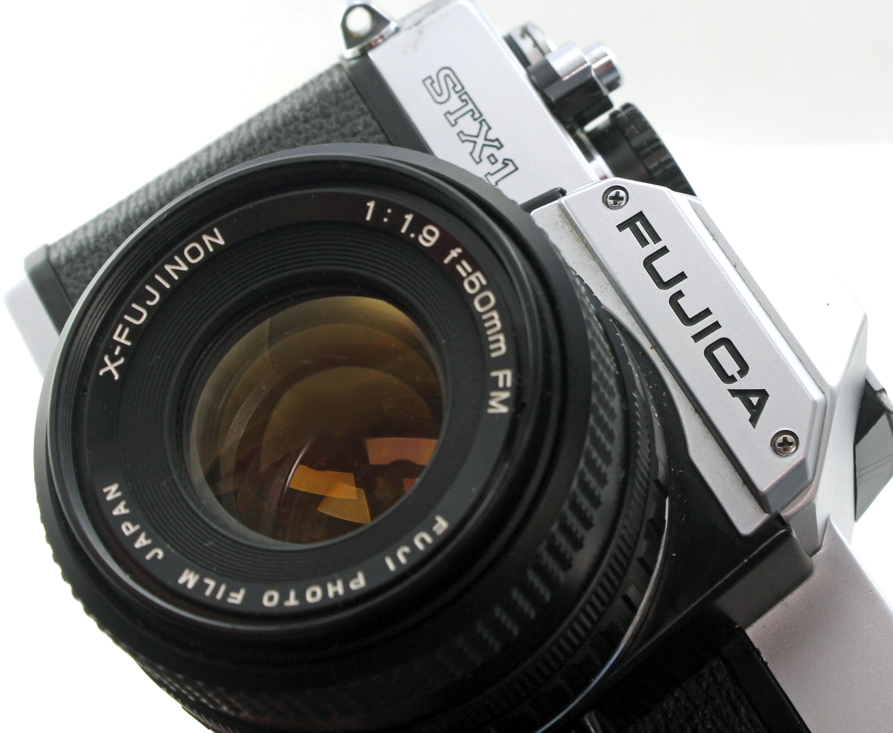 Fujica STX-1 35mm SLR Camera w/ X-Fujinon 50mm f1.9 standard prime Lens + Case - Image 7