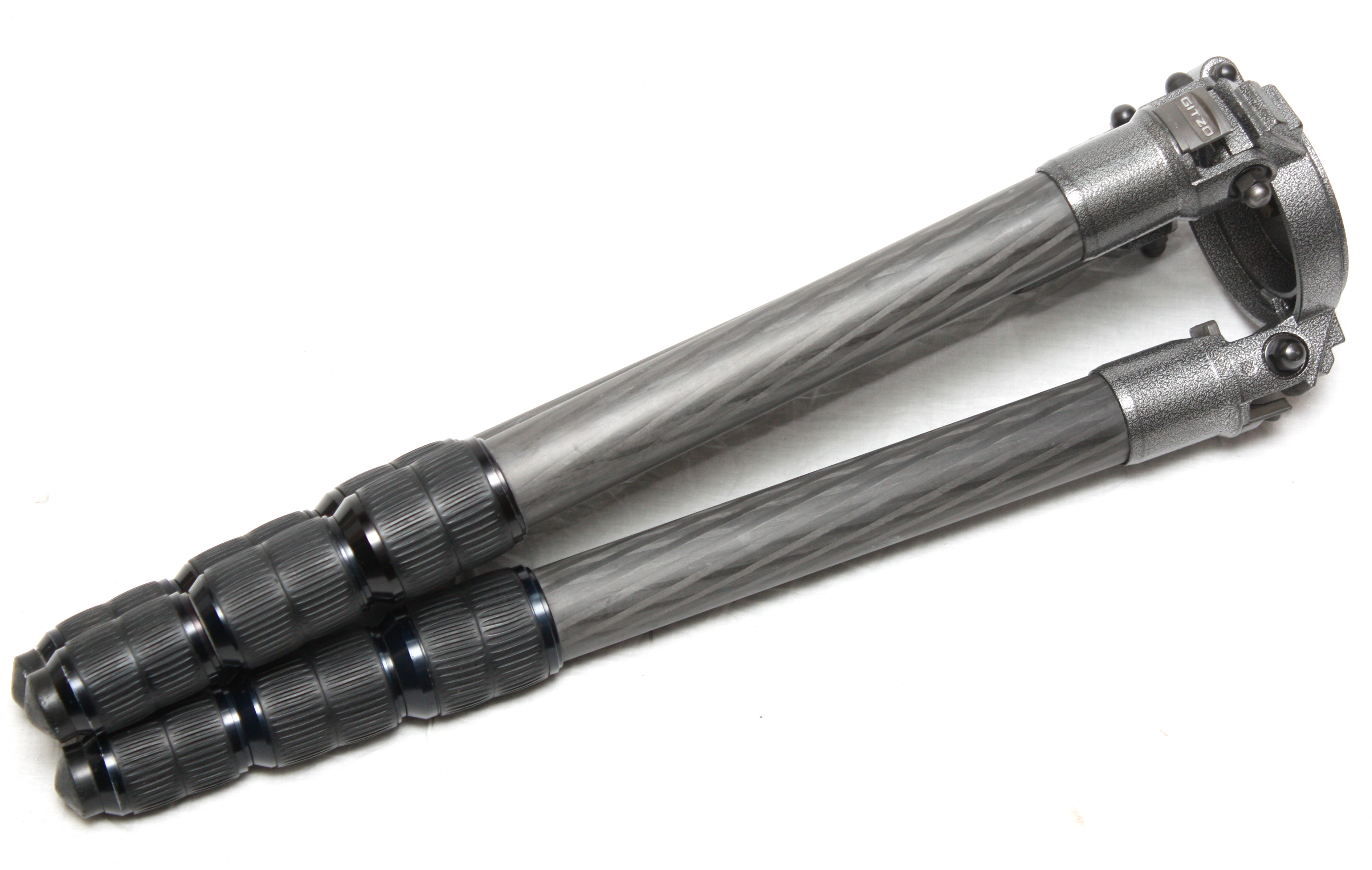 Gitzo G1548 mk2 Mountaineer Carbon Fibre Systematic Series 3 Tripod 3 Section. - Image 5