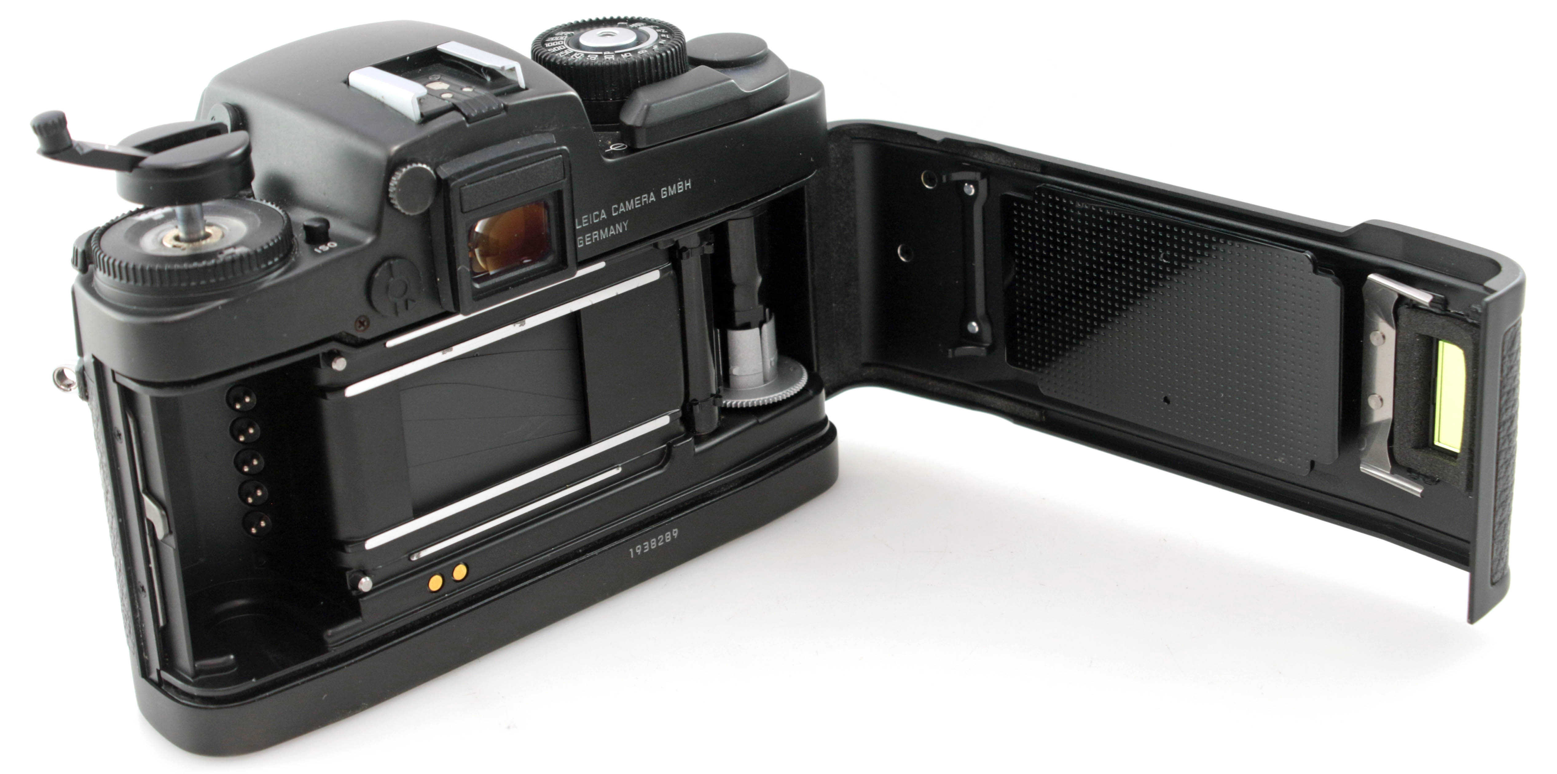 Leica R7 35mm Film SLR Camera Body - nr mint & boxed w/ strap - Image 3