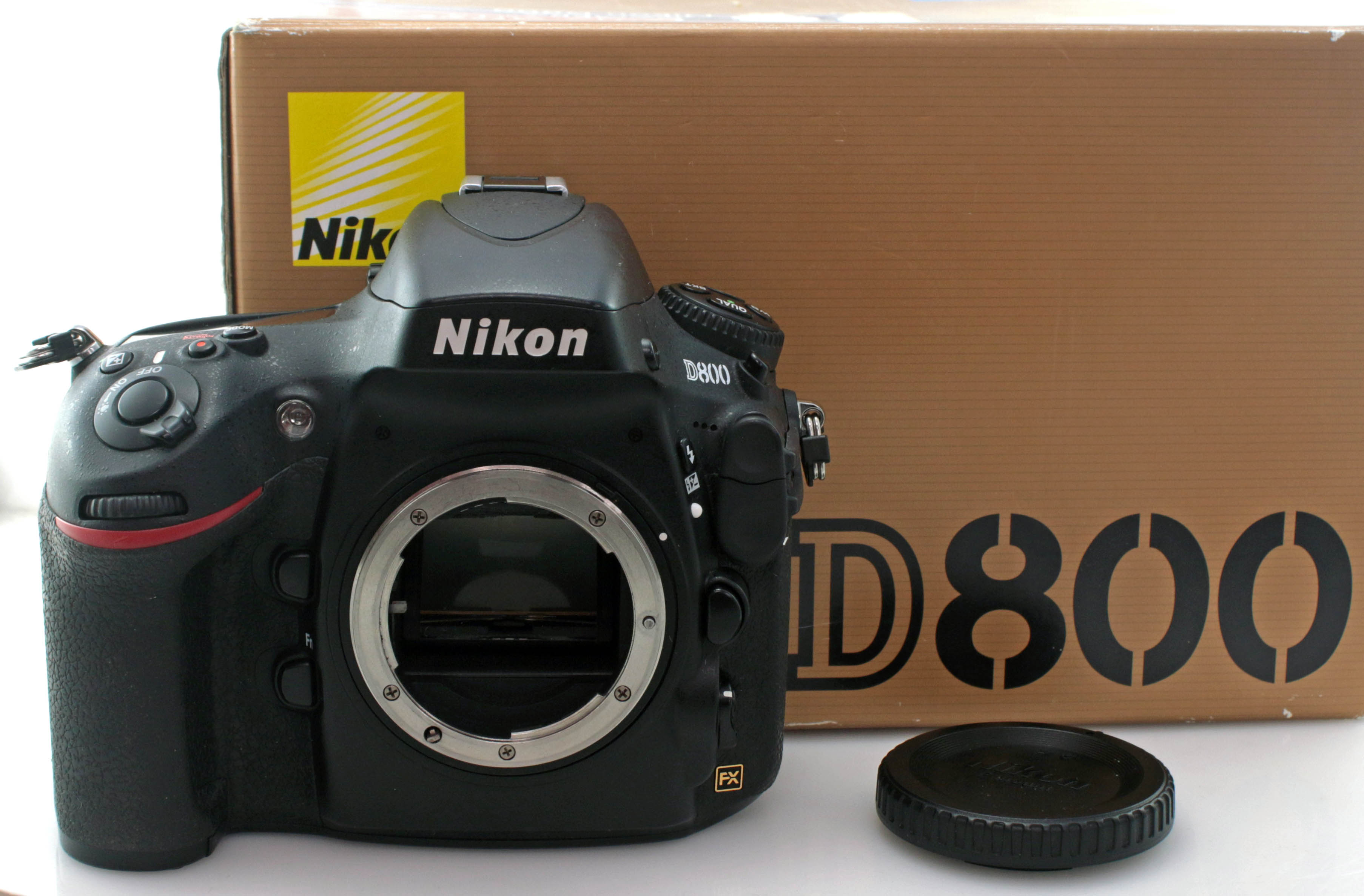boxed - Nikon D800 36.3 Megapixel Full Frame (FX) Professional DSLR Camera - Low shutter count - Image 6