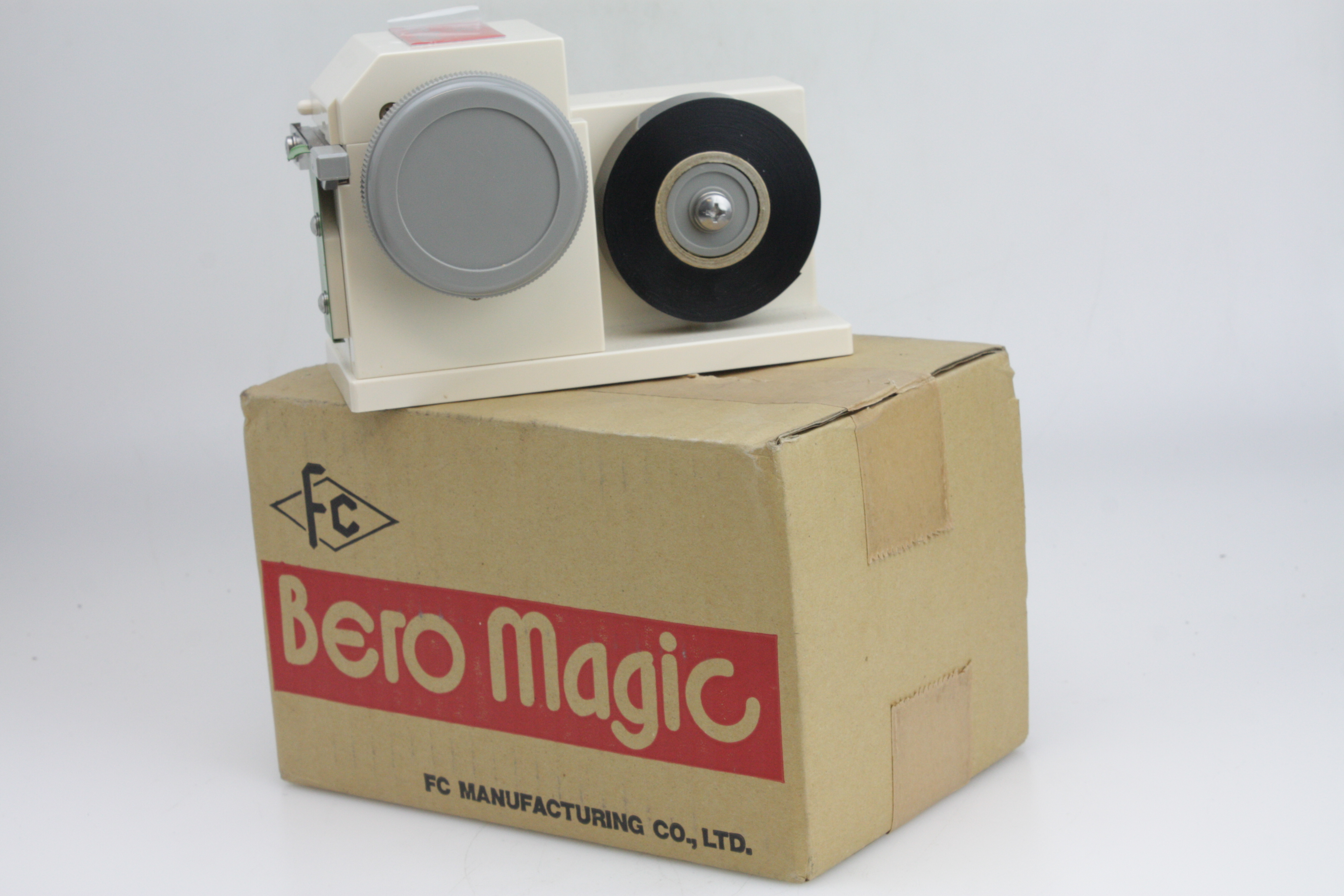 FC Bero Magic Professional 35mm Film Leader Puller / Retriever - Boxed & Mint - Image 7