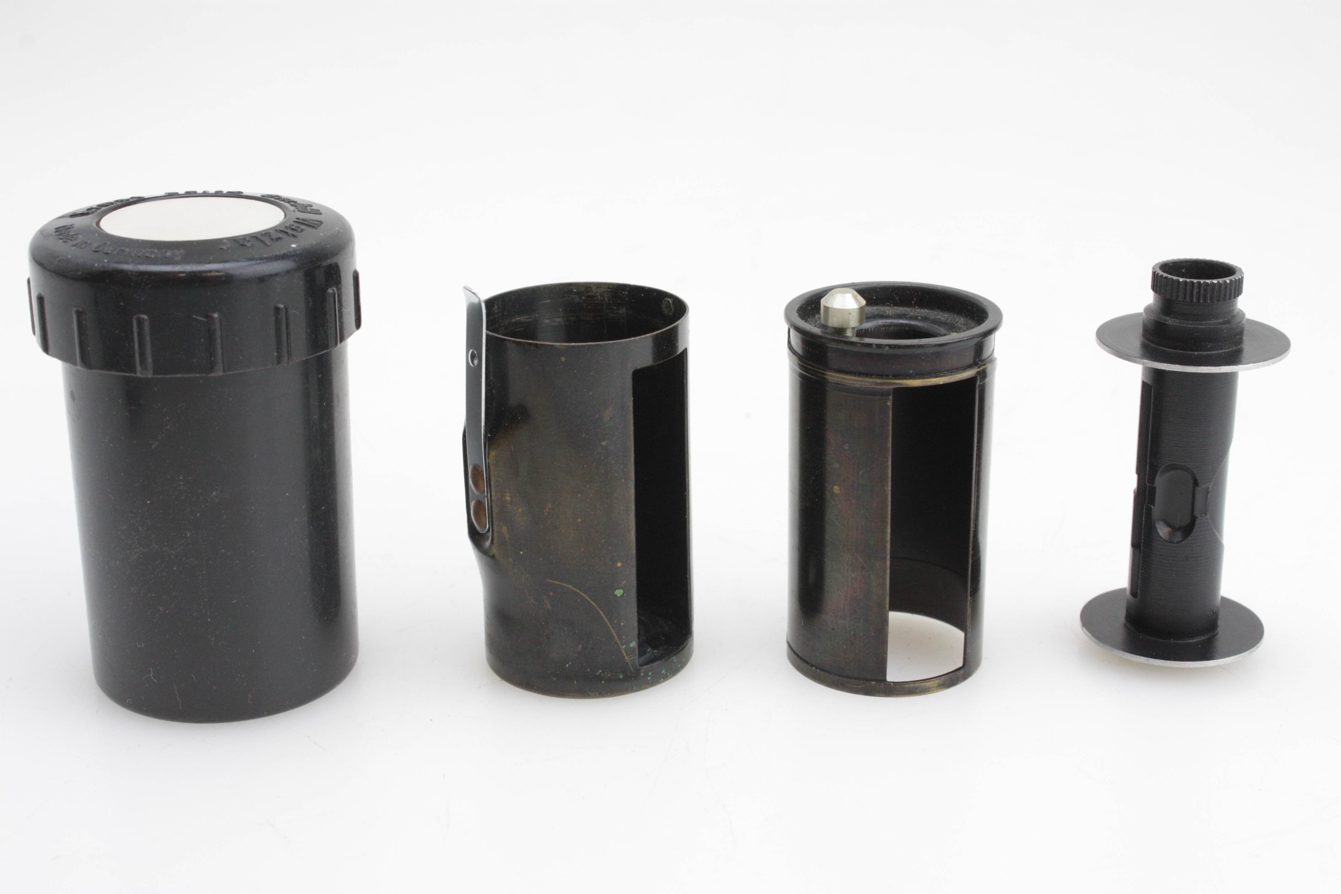 1x Cased Leitz Reloadable Film Cassette for Leica-M cameras - IXMOO - Image 4