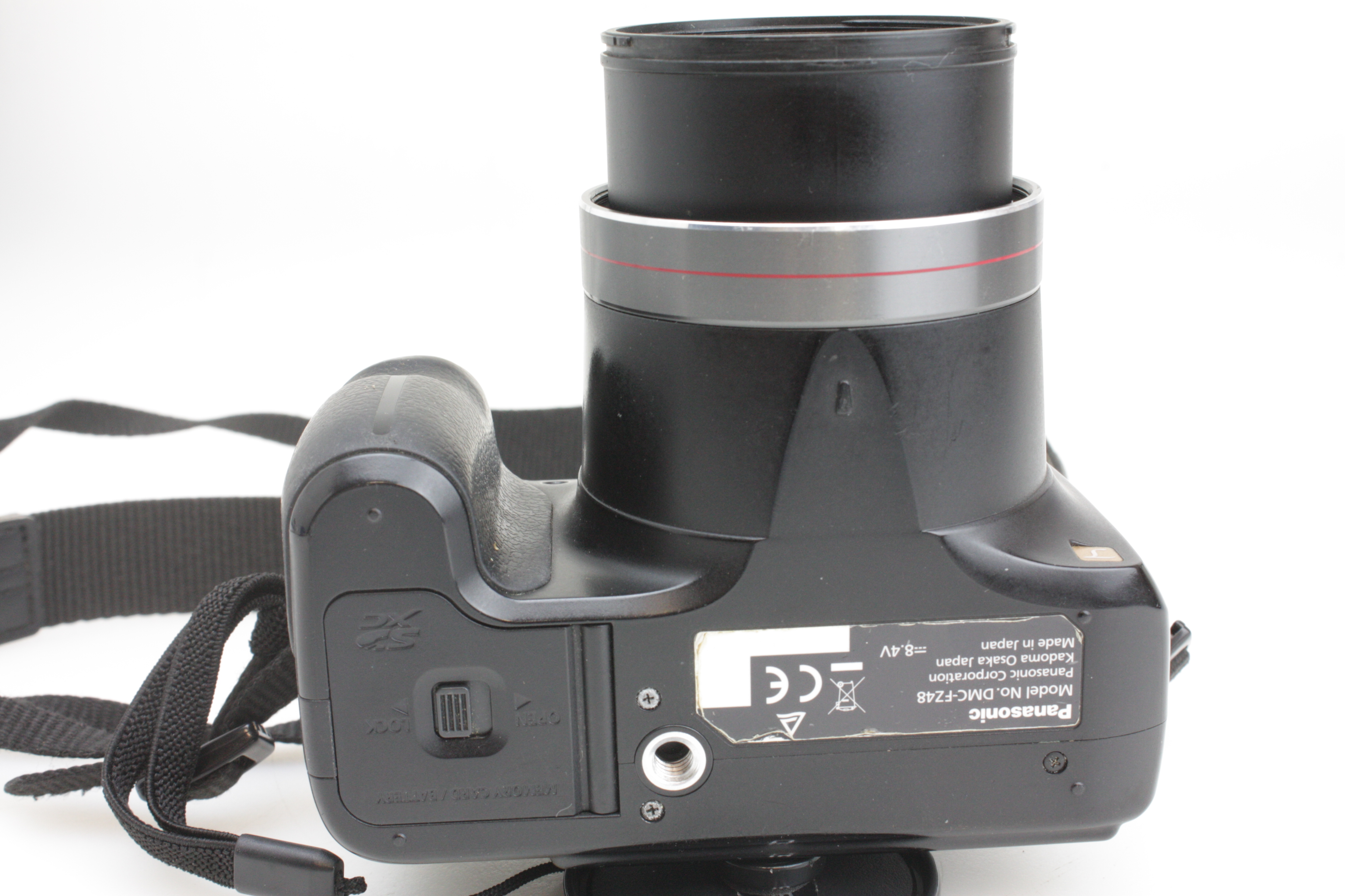 Panasonic Lumix FZ48 12MP Digital Camera, with 24x 25-600mm Zoom Lens - Image 3