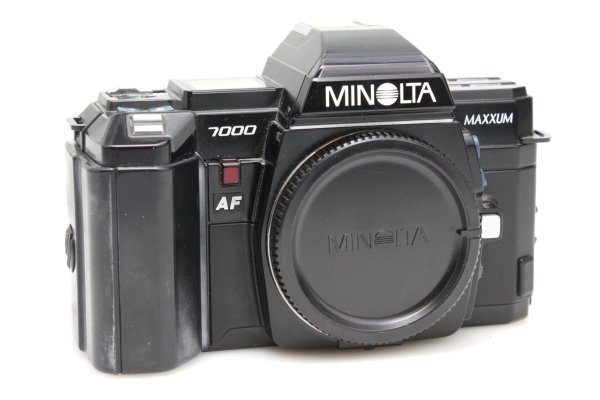 Minolta Maxxum 7000 35mm SLR Camera Body - Minolta Alpha Mount