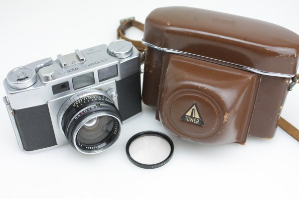 OLYMPUS WIDE-S (Super) 35mm Film Camera Zuiko-W 3.5cm f/2