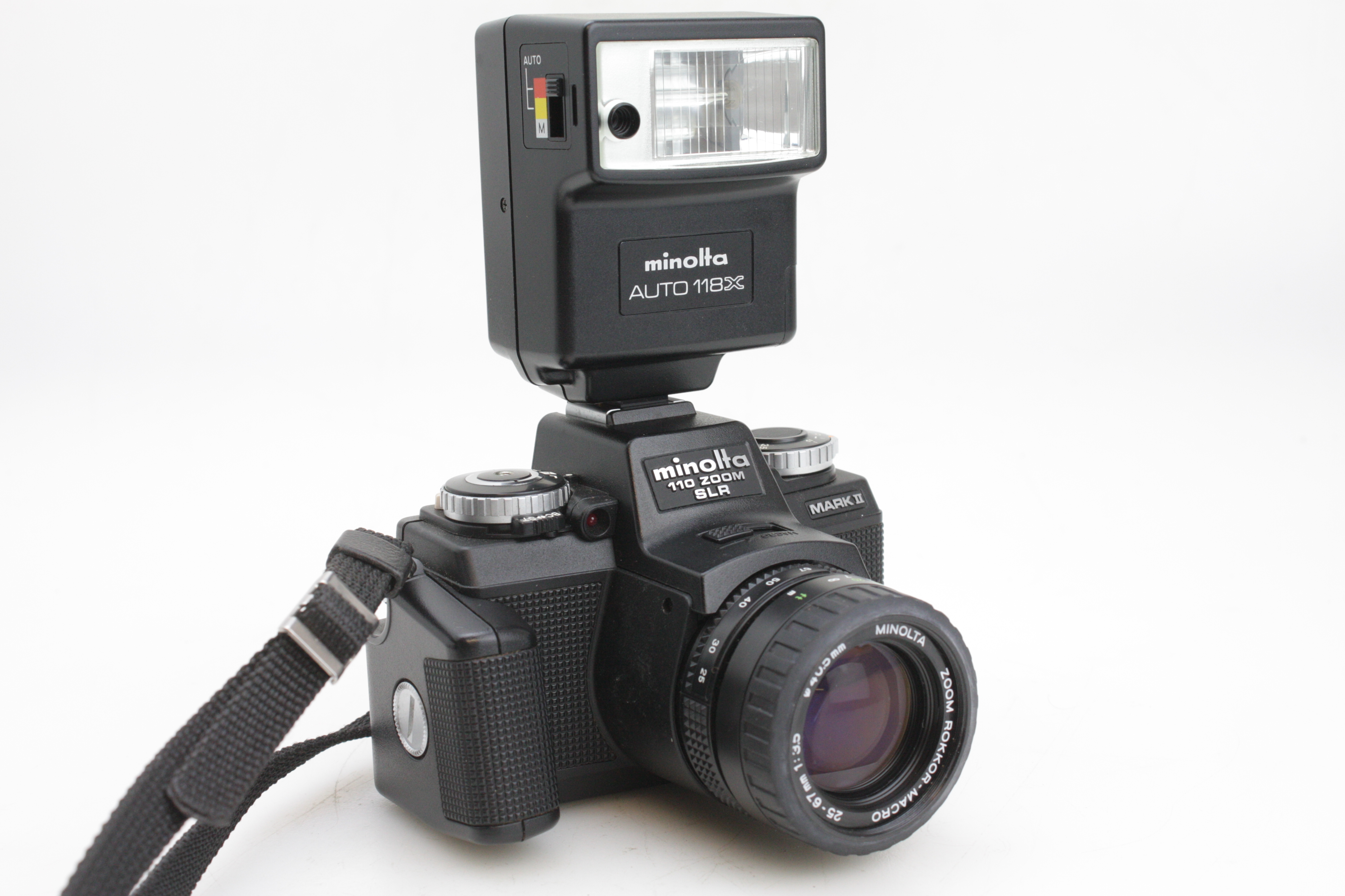 Minolta 110 Zoom SLR Mark II Camera 25-67mm f/3.5 Lens, Flash, Grip, Hood & Case - Image 2