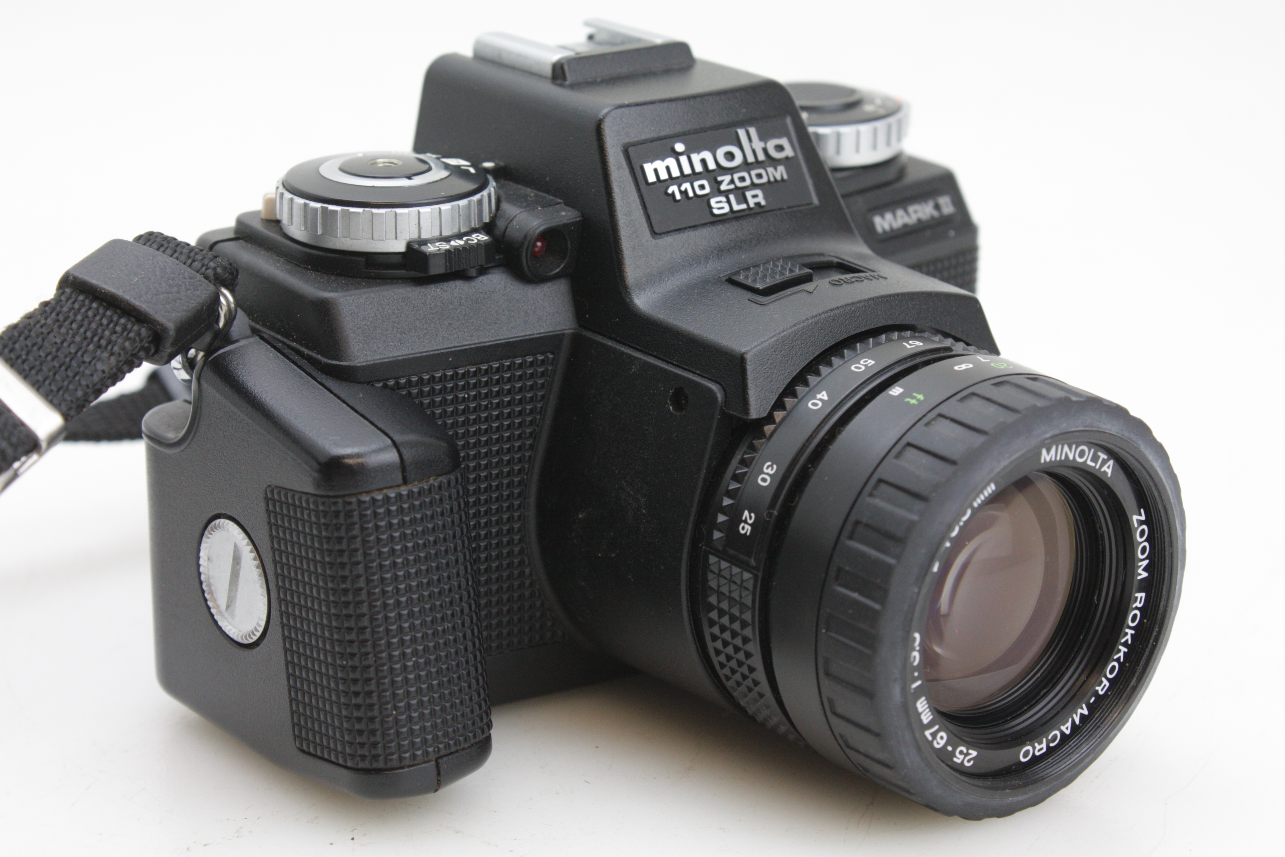 Minolta 110 Zoom SLR Mark II Camera 25-67mm f/3.5 Lens, Flash, Grip, Hood & Case - Image 3