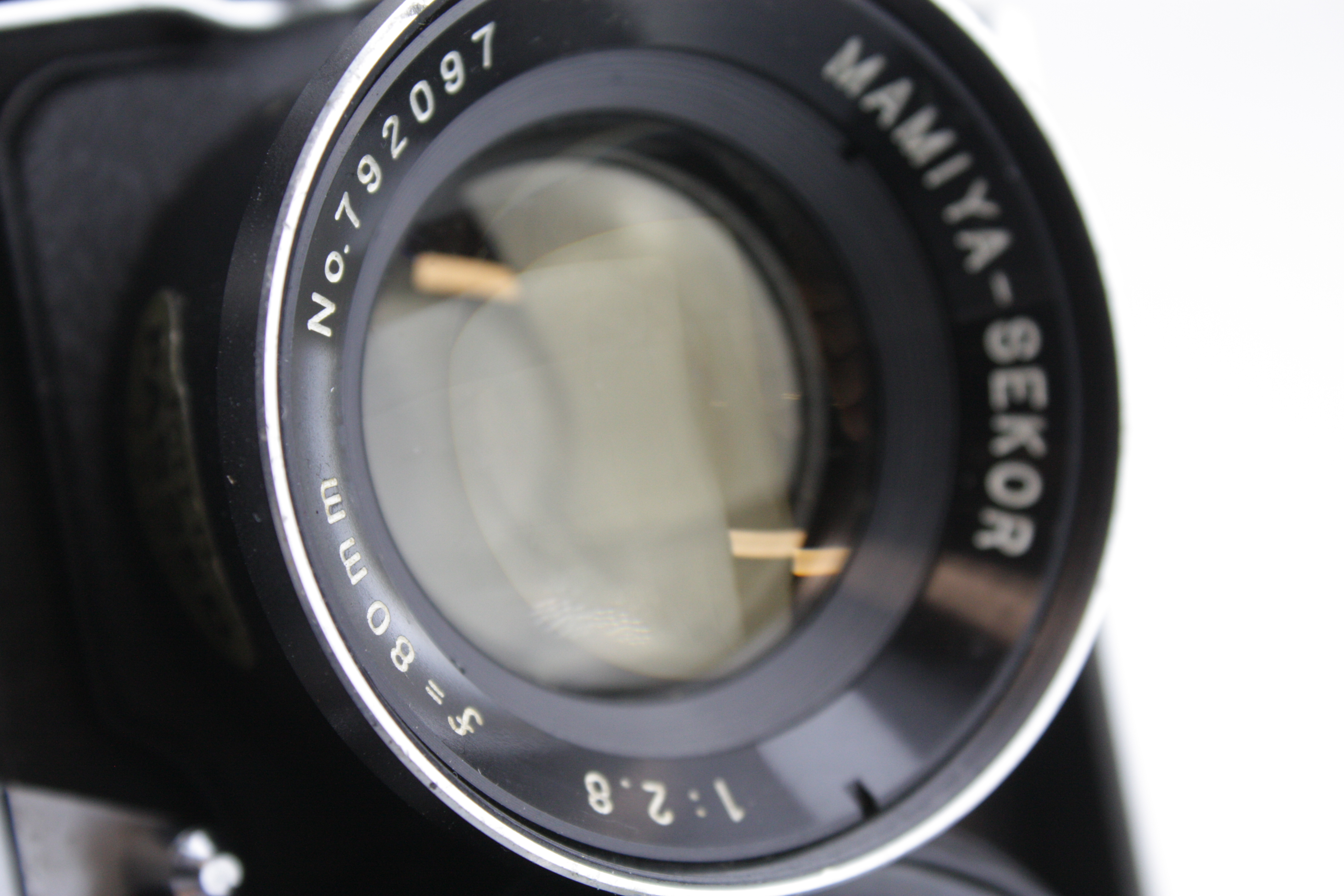 Mamiya C220 TLR Medium Format Camera 80mm f/2.8 Lens (Blue Dot) & Instructions - Image 5