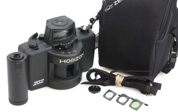 Complete Zenit Horizon 202 Panoramic 35mm Film Camera
