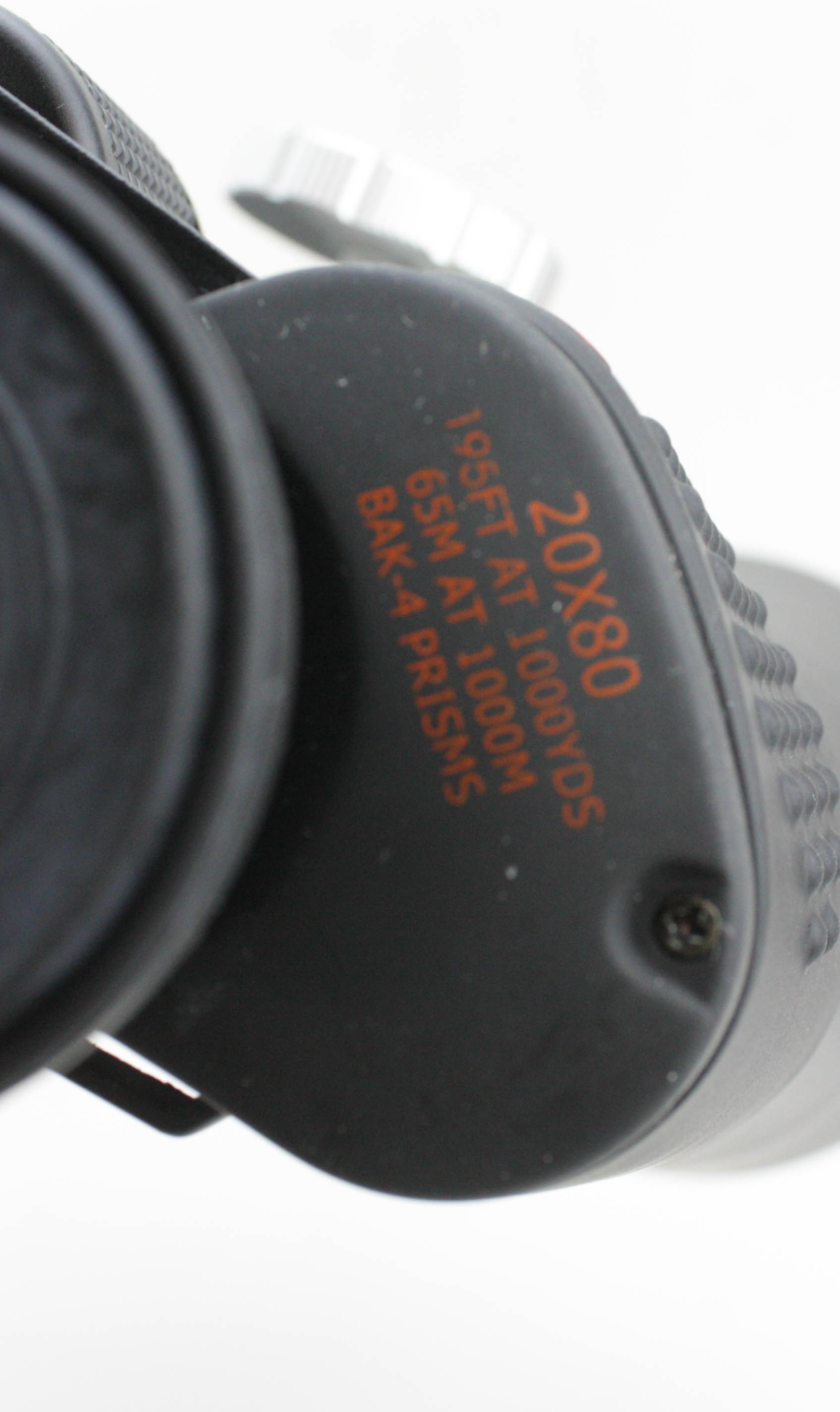Celestron Skymaster 20x80 Astronomy Binoculars, with Case - Image 6