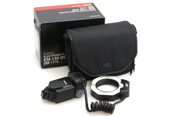 Sigma EM-140 DG NA iTTL Macro Flash / Flashgun - for Nikon DSLR Cameras