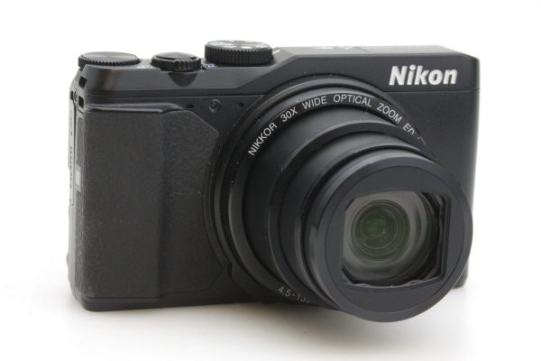 Nikon S9900 Digital Compact Camera, with 25-750mm (Equiv.) Zoom Lens