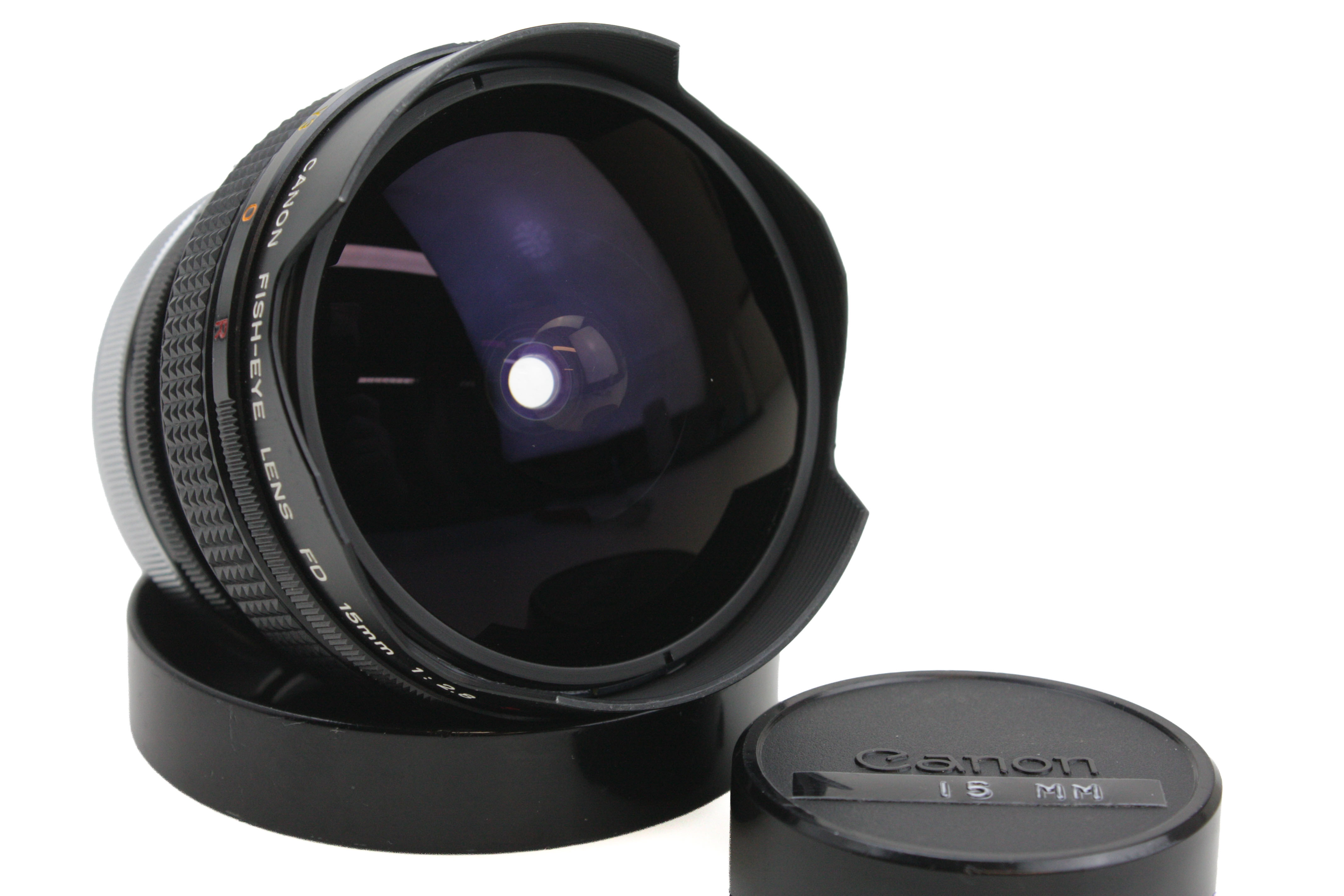 Canon 15mm f/2.8 S.S.C Fisheye Prime Lens - Canon FD Mount