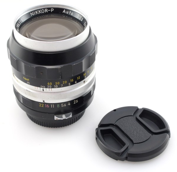 Nikon Nikkor 105mm f2.5 Pre-AI Prime Telephoto Lens - Nikon F Mount