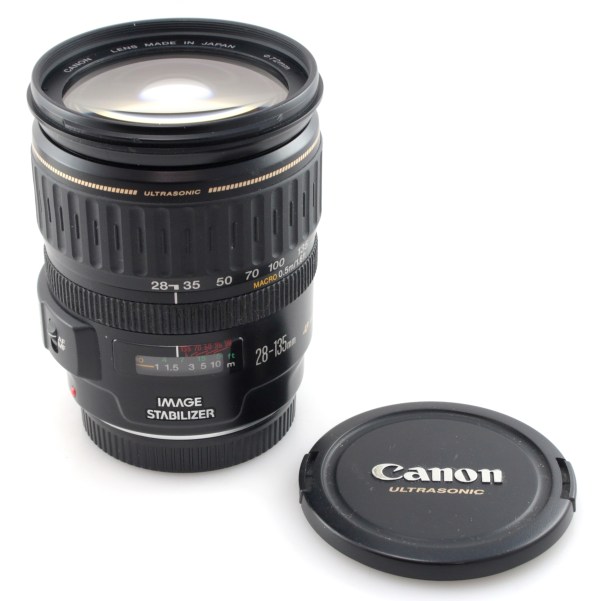 Canon 28-135mm f3.5-5.6 IS Image Stabiliser Zoom Lens for EF / EOS SLR cameras