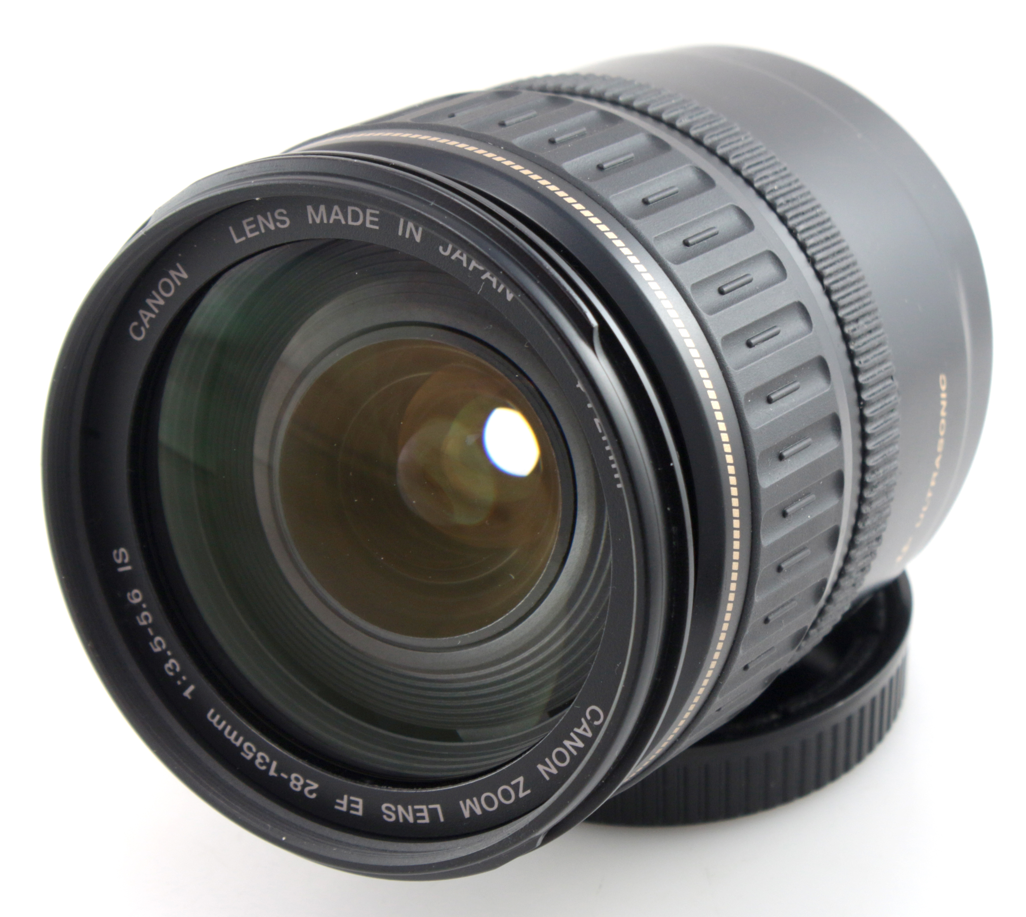 Canon 28-135mm f3.5-5.6 IS Image Stabiliser Zoom Lens for EF / EOS SLR cameras - Image 3