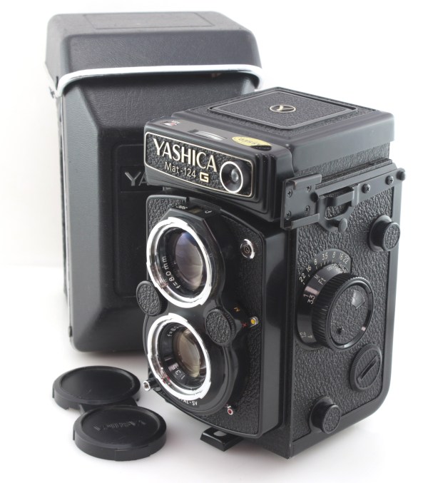 Yashica Mat-124G Medium Format Camera - 80mm f3.5 lens, Case - Great condition