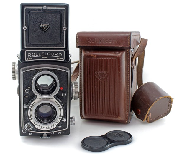 Rolleicord Va type 2 TLR Film Camera w/ Schneider-Kreuznach Xenar 75mm f/3.5 Lens