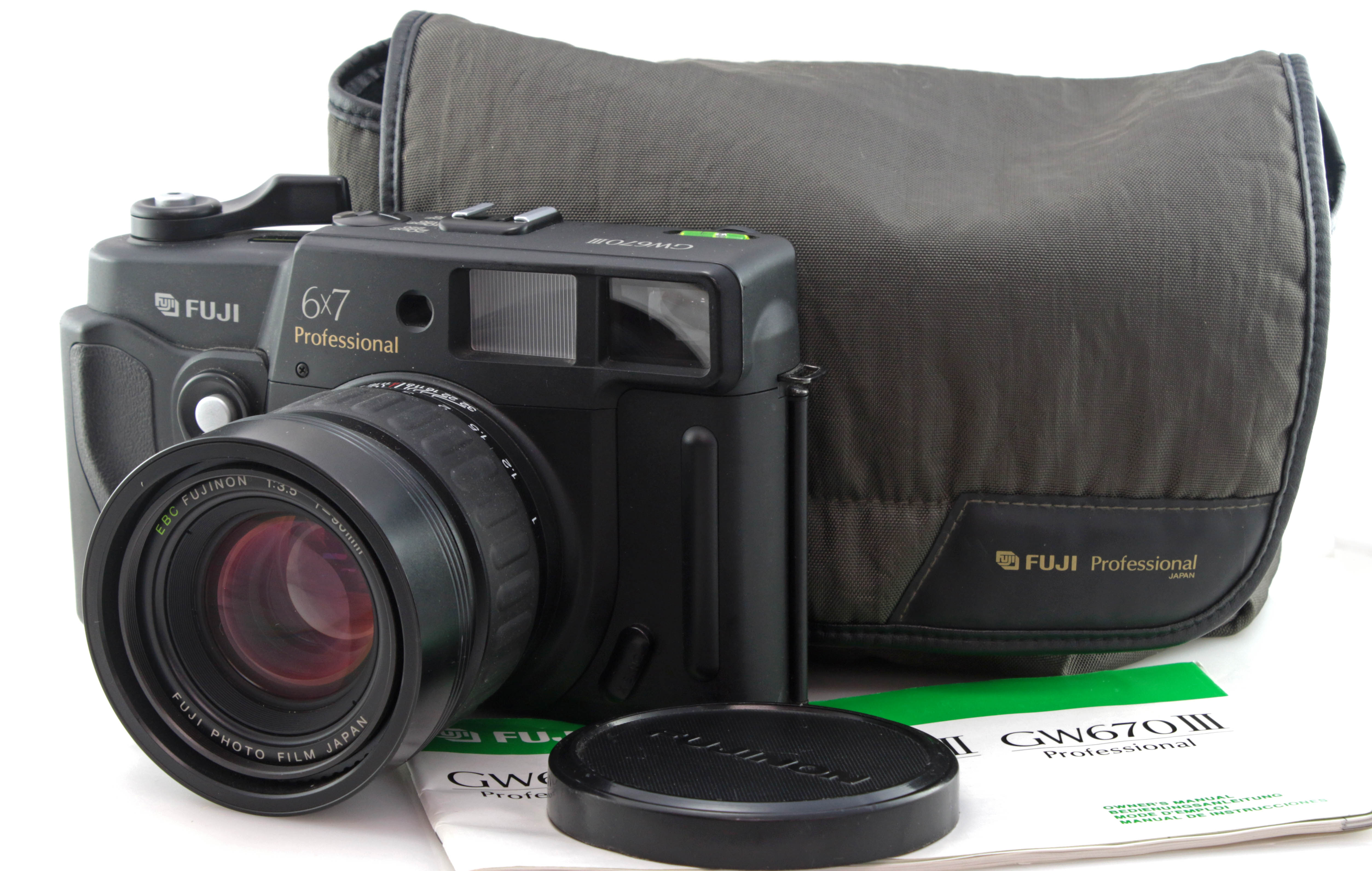 Fujifilm GW670 III 120 6x7 Rangefinder w/ Fujinon EBC 90mm f3.5 w/ case & manual