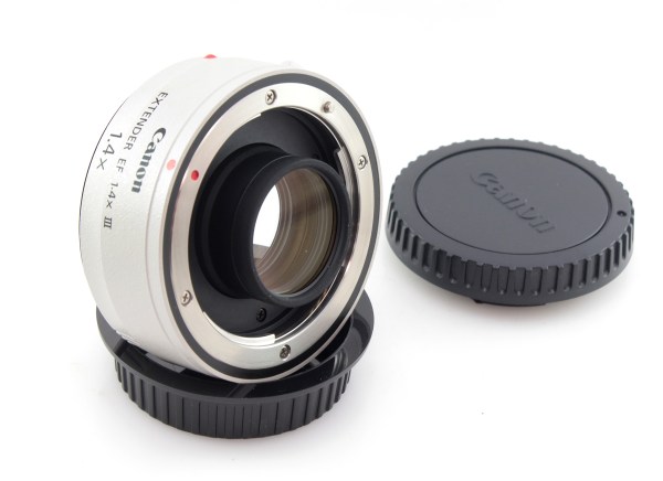Canon EF 1.4x Extender II Tele Converter - excellent condition with pouch case