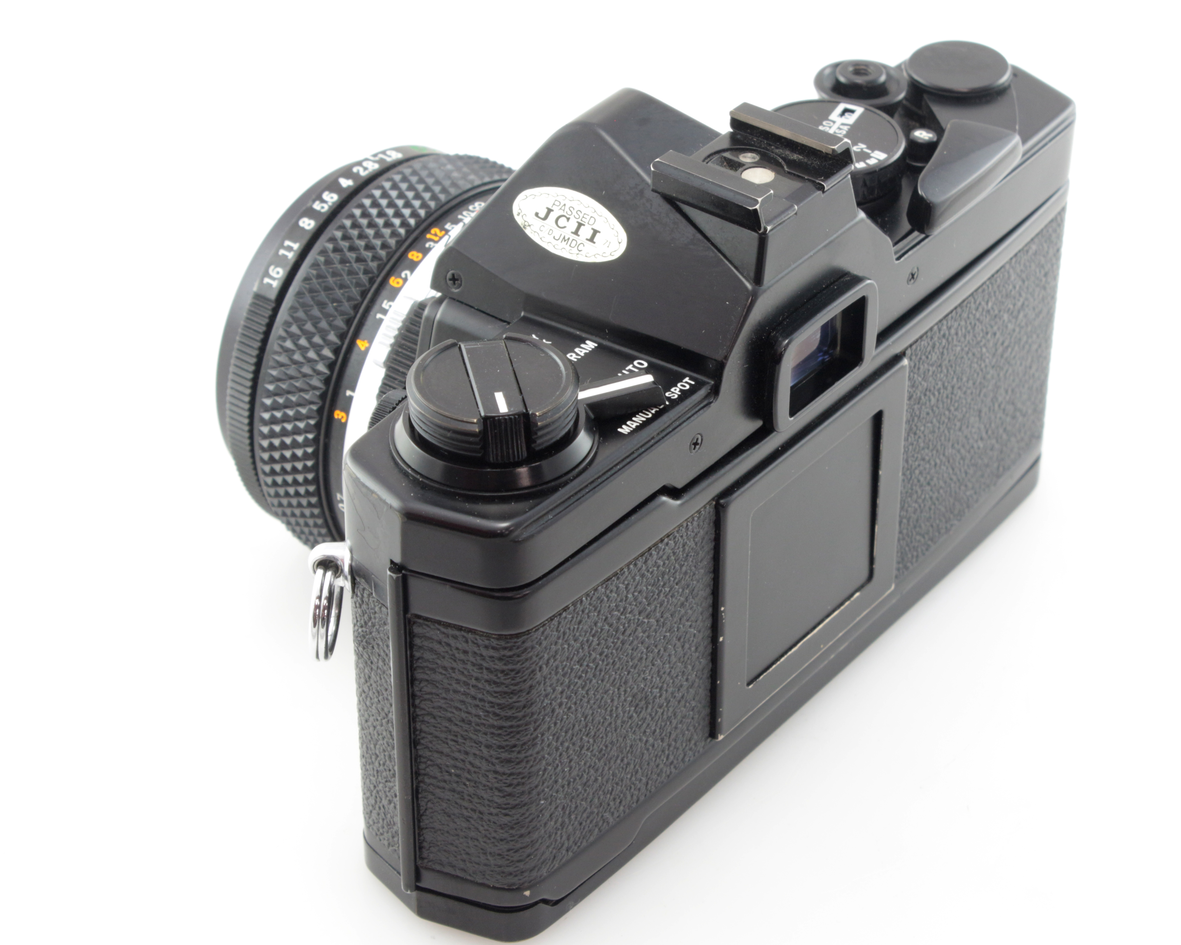 Olympus OM-2 spot / program 35mm SLR and 50mm Lens - Image 4